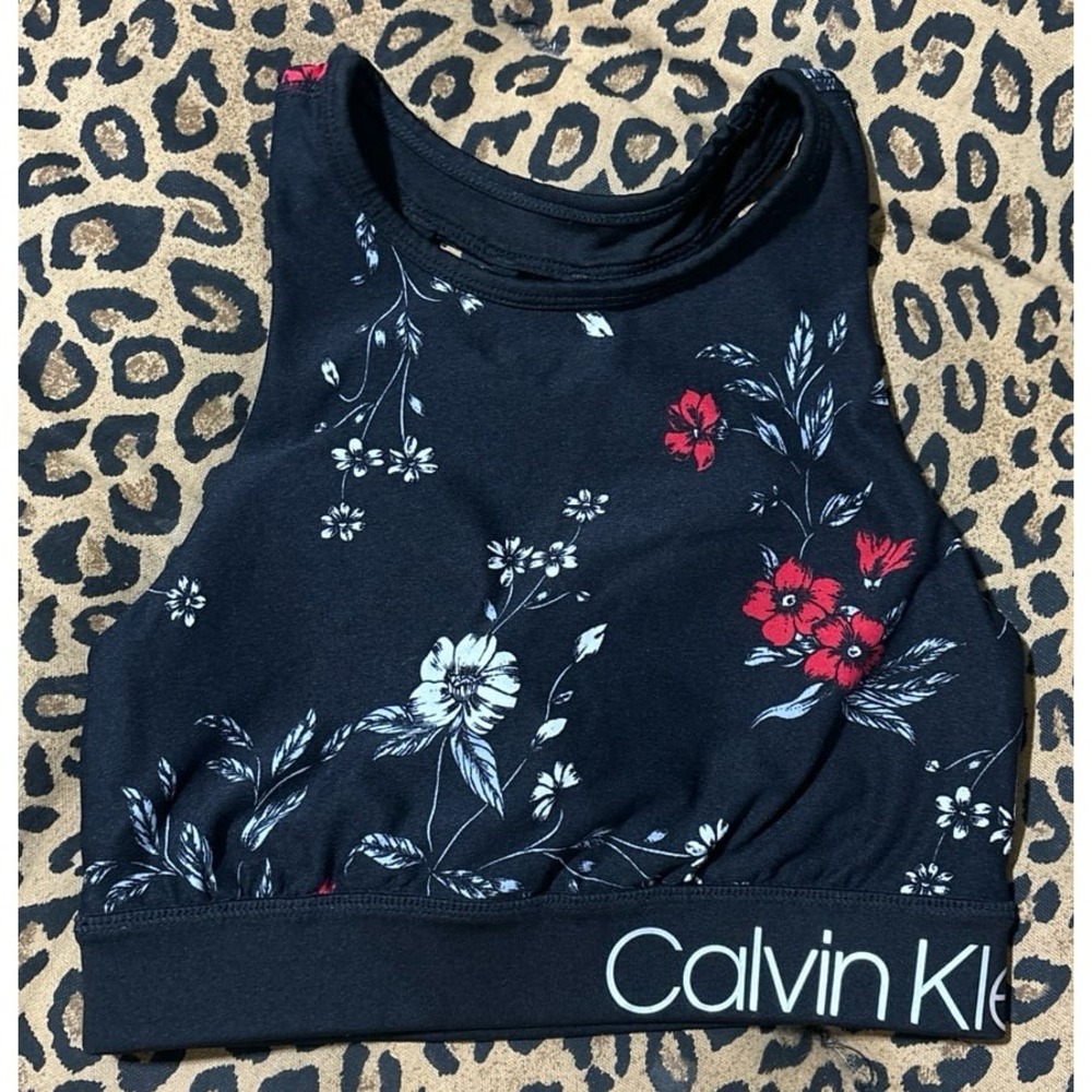 Calvin Klein Performance Printed Strappy Back Low-Impact Wickingโ Sports Bra, XS
